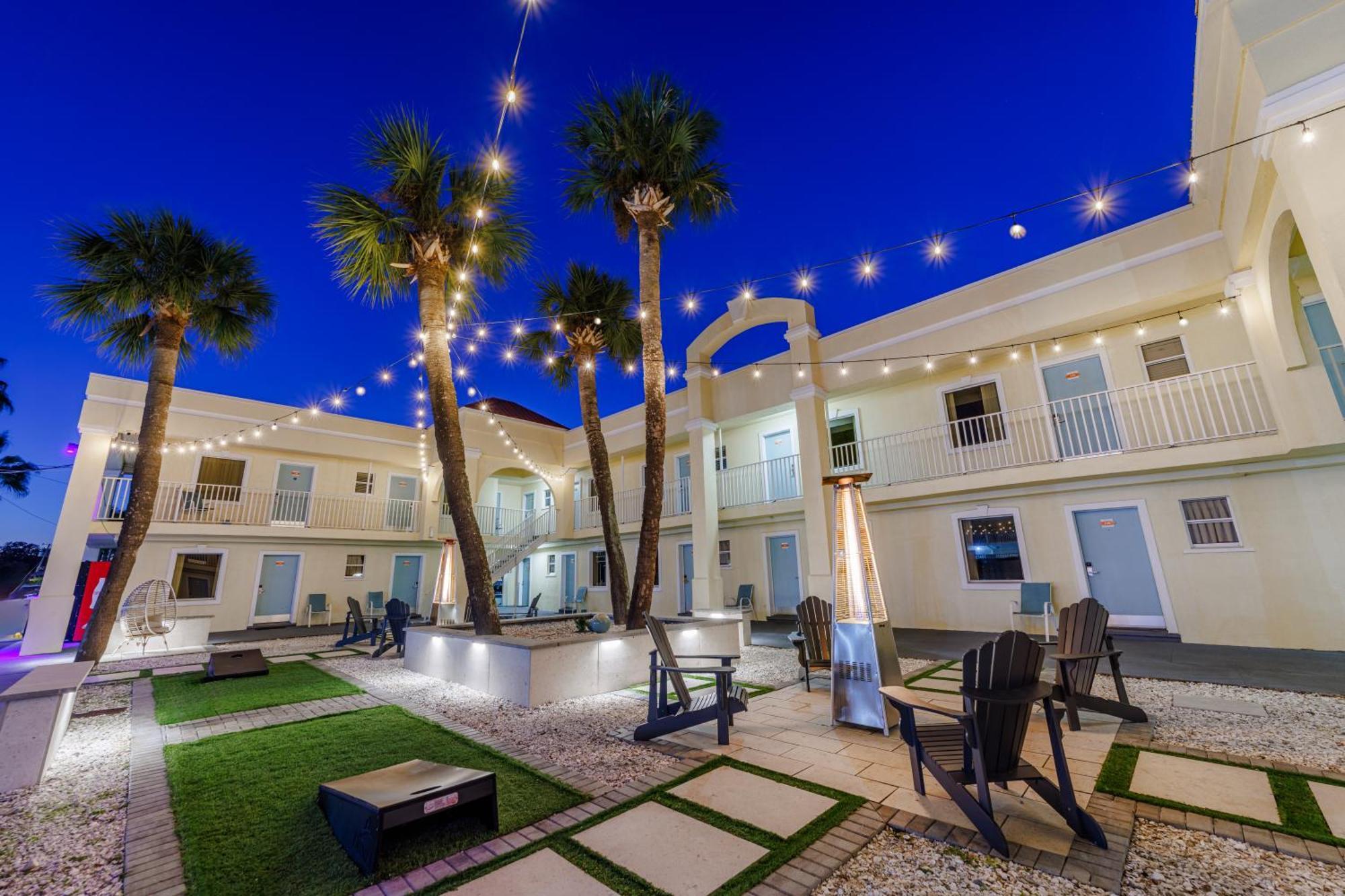 Dunes Inn & Suites - Tybee Island Buitenkant foto