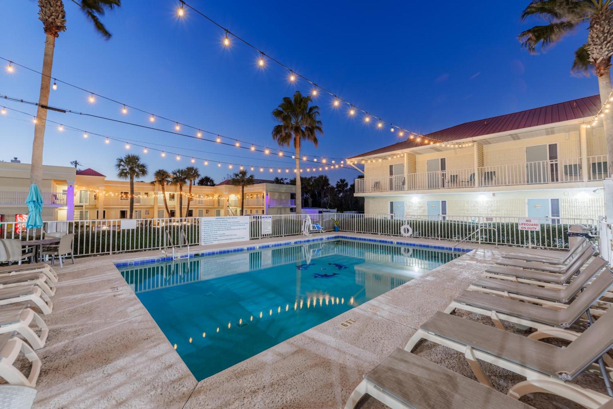 Dunes Inn & Suites - Tybee Island Buitenkant foto
