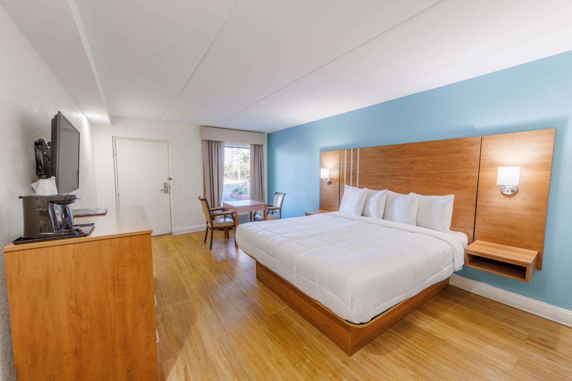 Dunes Inn & Suites - Tybee Island Buitenkant foto